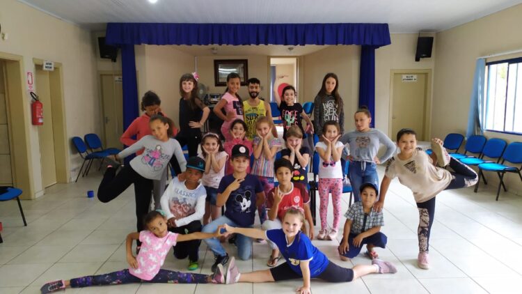 Projeto Férias em Ação segue cheia de diversão e aprendizado