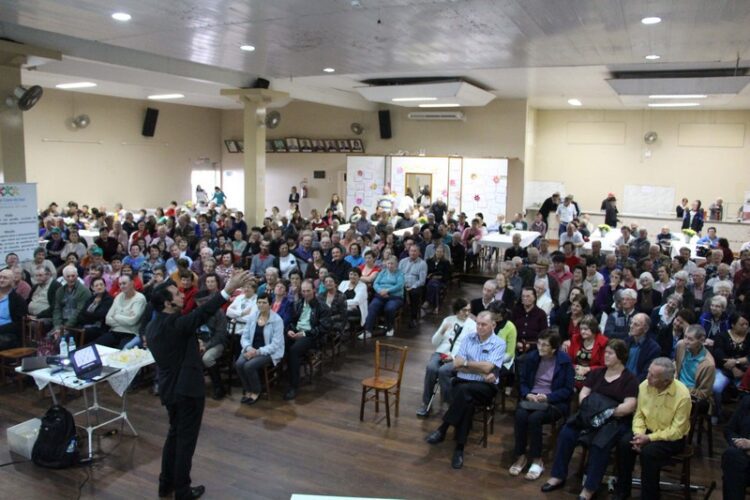 Evento homenageia os idosos do município
