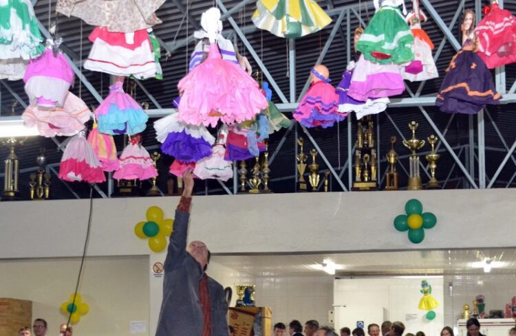 EC Cruzeiro realiza o tradicional Jantar-Baile de Kerb