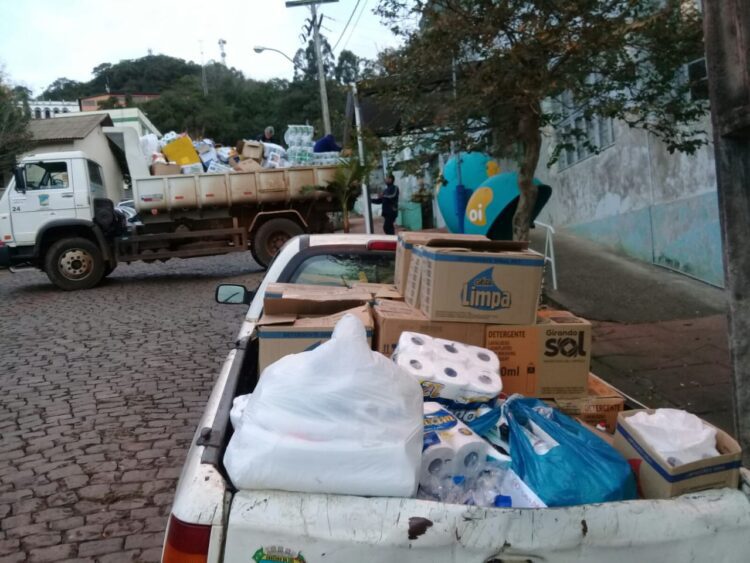 Gincana arrecada “um caminhão” de mantimentos para o Hospital