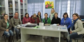 Equipe do CRAS participa de capacitação