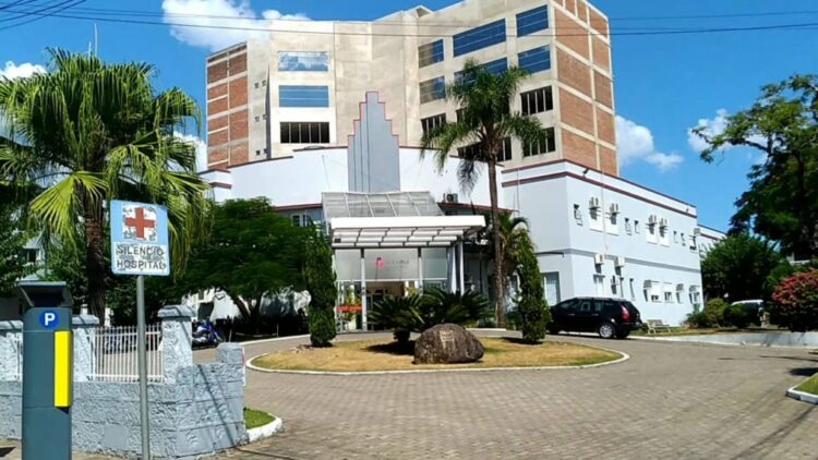 Poder Judiciário faz doação para saúde de Encantado