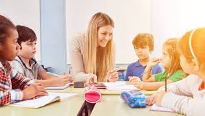 Abertas inscrições para vagas de magistério e pedagogia