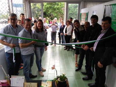 Inauguração oficial do espaço Casa da Família Rural foi na tarde da sexta-feira (Foto: Tiago Bald)