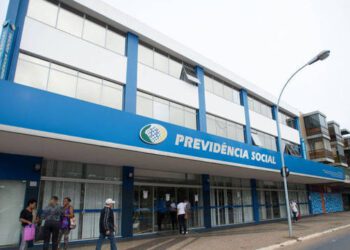 INSS amplia ‘drive-thru’ para entrega de documento em todo país