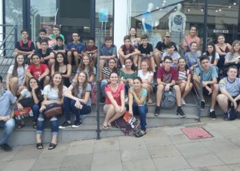 Programa Jovens Empreendedores forma mais uma turma
