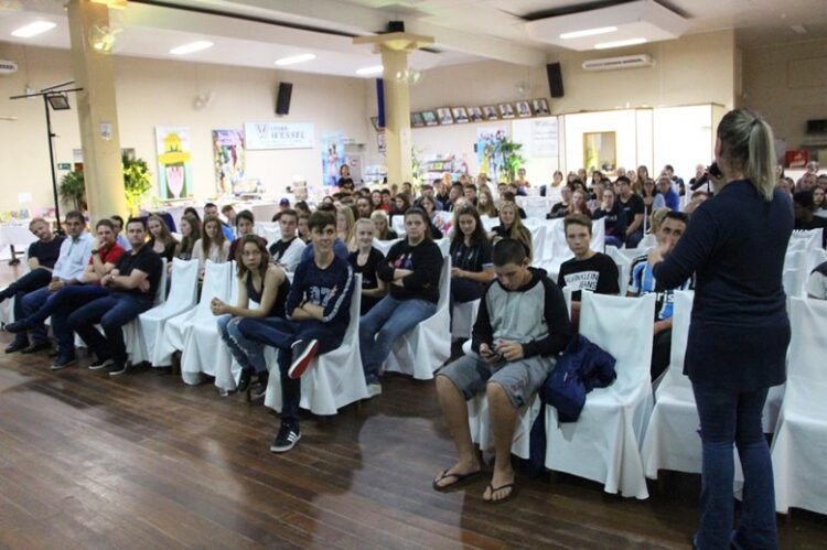 Programa qualificará os jovens do município
