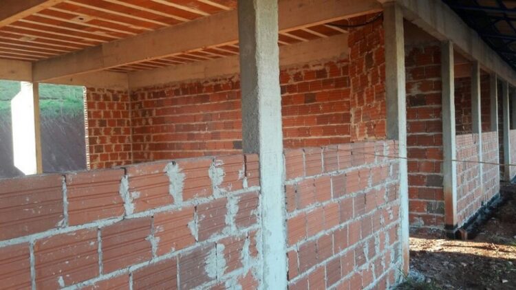 Obra da escola do bairro laranjeiras segue em evolução