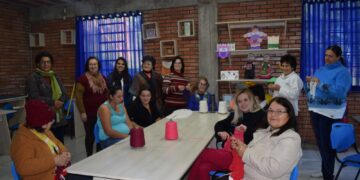 Oficina de Tricô e crochê do CRAS