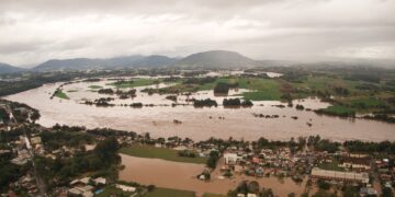 Rio Taquari atinge o terceiro maior nível da história
