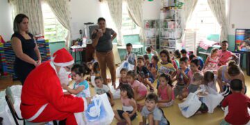 Sincovat faz a alegria de mais de 100 crianças com doação de brinquedos