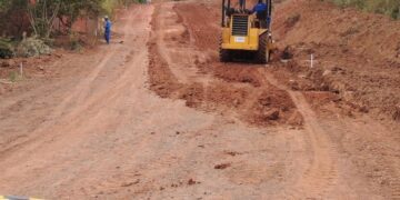 Seguem as obras para a pavimentação da Rua do Morro