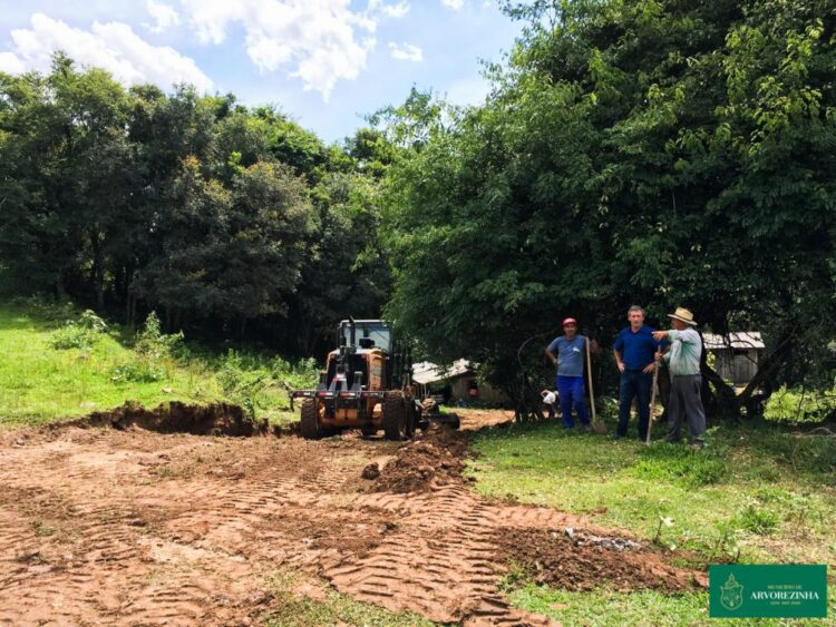 80% das estradas vicinais do interior do município foram recuperadas