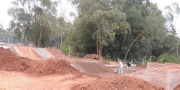 ??Pista de skate começa a tomar forma