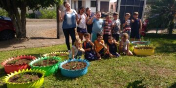 Grupo do CRAS participa de oficina com Emater