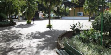 Locais públicos estão abertos para a comunidade em Encantado