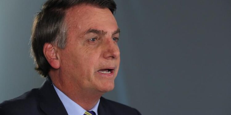 Bolsonaro: auxílio de R$ 600 deve começar na semana que vem