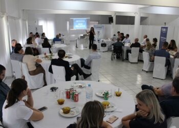 Associados do Sincovat aprovam contas de 2018 e acompanham palestra sobre eSocial, EFD-Reinf e DCTF Web