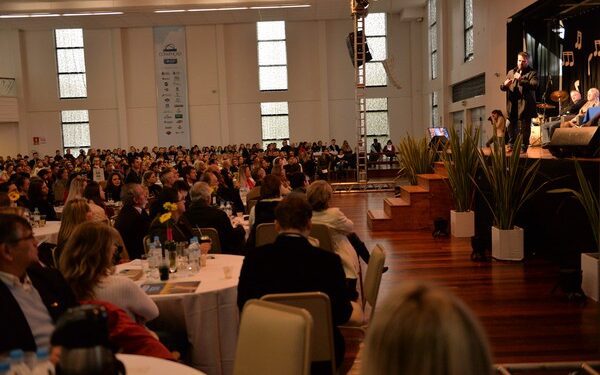 800 pessoas participam da 16ª Convenção CDL Lajeado