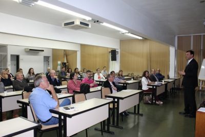 Fórum de Fiscalização Preventiva em Lajeado reuniu os profissionais na sede do Sincovat (Foto:  Simone Rockenbach)