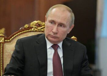 Rússia é o primeiro país a aprovar vacina contra a covid-19, diz Putin