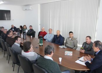 Reunião debate segurança no município
