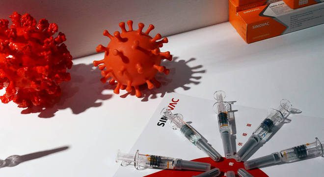 Covid-19: Entenda como funciona o uso emergencial da vacina
