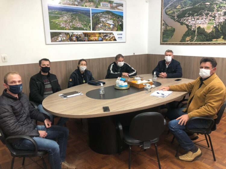 Cruzeiro: Emater procura Administração Municipal e sugere adesão ao Susaf