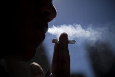 Atualmente, seis milhões de pessoas morrem prematuramente por ano em decorrência do fumo (Foto: Marcelo Camargo/Agência Brasil)
