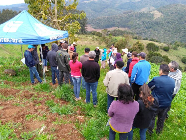 Produtores de Progresso participam de tarde de campo do Programa de Gestão Sustentável da Agricultura Familiar