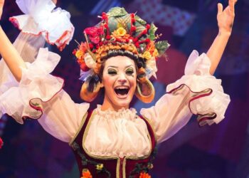 Com espetáculo de Natal, Tholl é atração neste sábado no Parque dos Dick