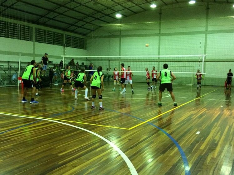 Torneio de Voleibol terá dez equipes