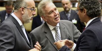 Projeto que simplifica concessões de rodovias é aprovado pelo Legislativo
