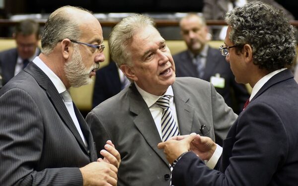 Projeto que simplifica concessões de rodovias é aprovado pelo Legislativo
