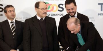 Saque de abono salarial é prorrogado e deve aquecer economia do RS