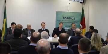 Concessionárias de energia apresentam investimentos em reunião de comitê do RS