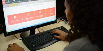 Sistema on-line dos bombeiros emite 7,2 mil alvarás de prevenção de incêndio