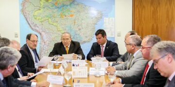Estado e União definem programa de concessão de rodovias e aeroportos