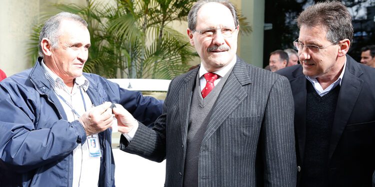 Emater tem novos veículos para auxiliar emancipação de pequenos agricultores do RS
