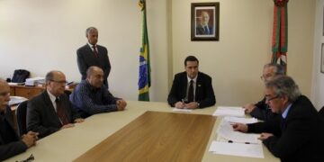 Estado doa terreno para construir acesso a hospital em Santa Maria