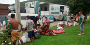 Famílias recebem apoio assistencial e kits humanitários em Rolante
