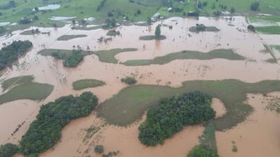 Vvistoria vai avaliar as zonas de escorregamento do solo na região de Rolante (Foto: Divulgação/Defesa Civil)