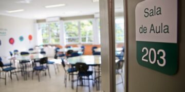 Repasse de R$ 40,5 milhões para reformas em 298 escolas começa nesta segunda