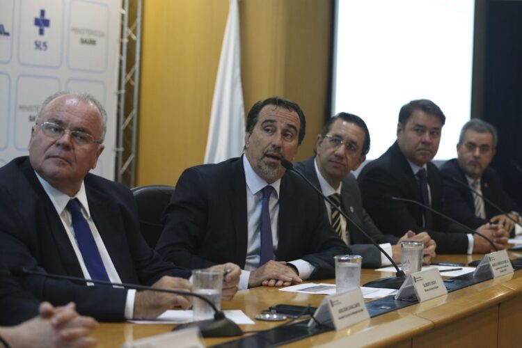 Mais Médicos oferece 8.517 vagas a partir desta quarta-feira