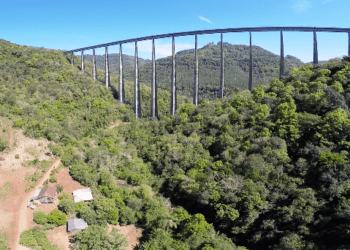Viaduto 13