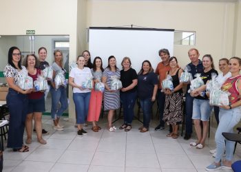 Equipes diretivas recebem kit de primeiros socorros