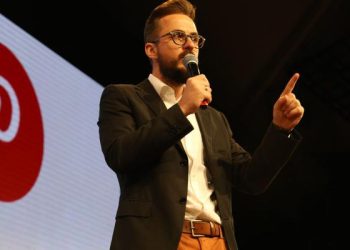 Reload Sindilojas Hit é nesta quinta-feira no Teatro Univates