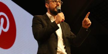 Reload Sindilojas Hit é nesta quinta-feira no Teatro Univates