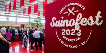 Suinofest iniciou neste sábado com diversas atrações