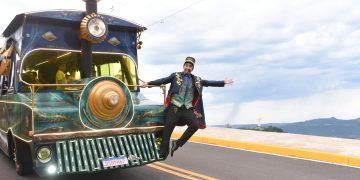 Nova atração no Vale: Trem Valentino realiza passeio-teste por Encantado